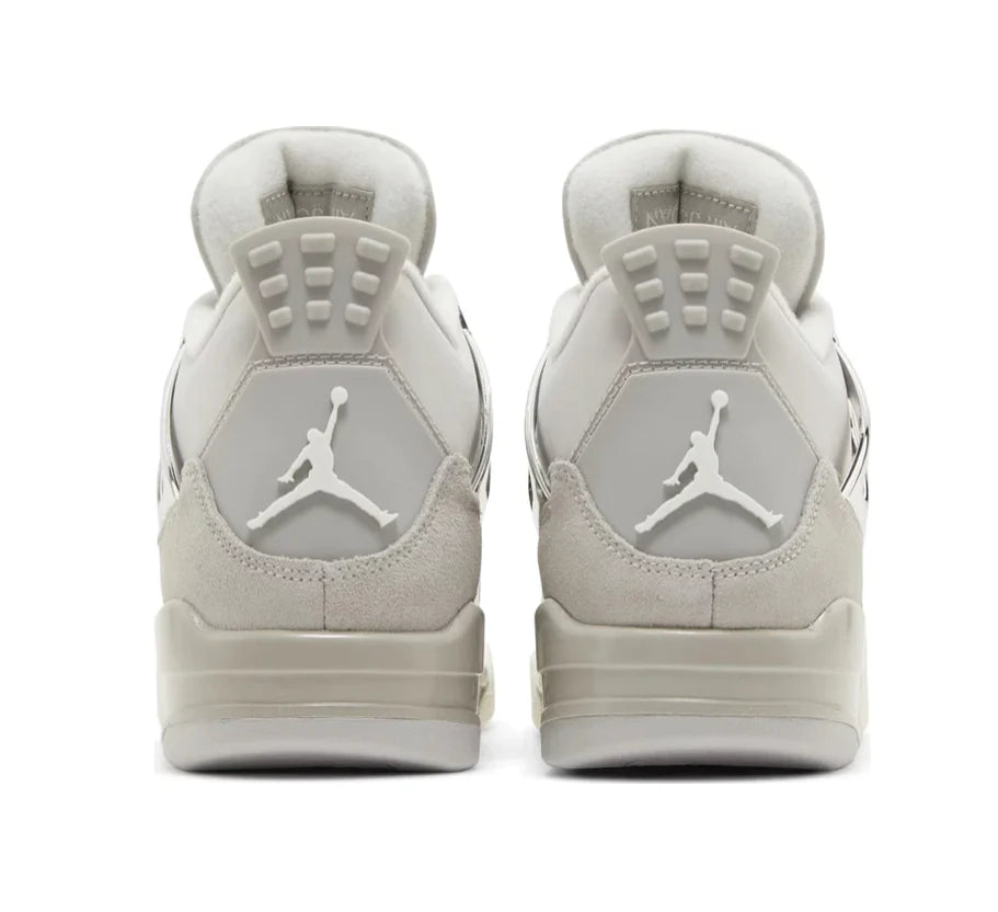 JORDAN 4 FROZEN MOMENTS Wmns - M SNEAKERS