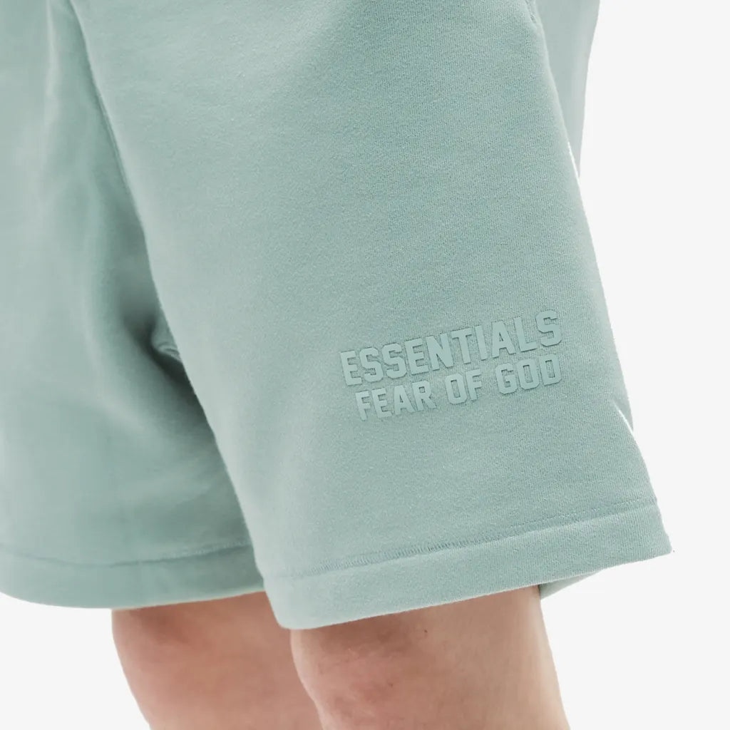 ESSENTIALS FEAR OF GOD SYCAMORE SHORTS AND TEE SET - M SNEAKERS