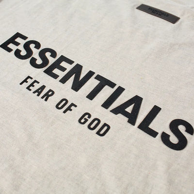 FEAR OF GOD ESSENTIALS LOGO TEE LIGHT HEATHER OATMEAL SS22 - M SNEAKERS