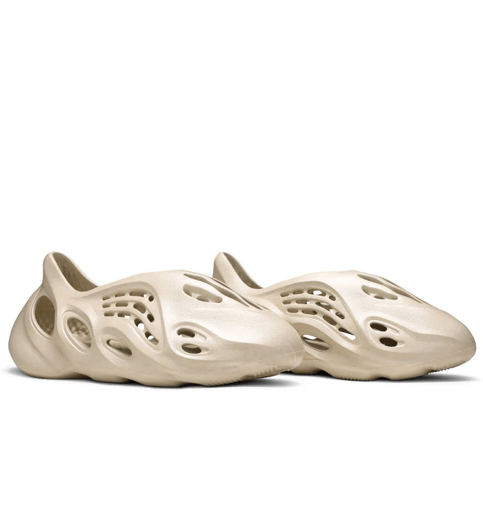 YEEZY FOAM RUNNER SAND - M SNEAKERS