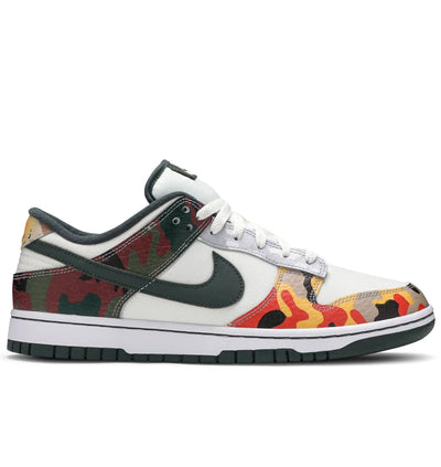 DUNK LOW SE SAIL MULTI-CAMO - M SNEAKERS