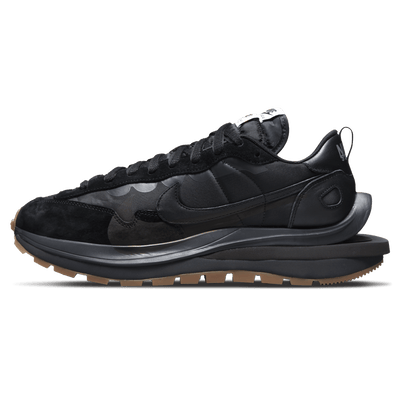 SACAI X NIKE VAPORWAFFLE 'BLACK GUM' - M SNEAKERS