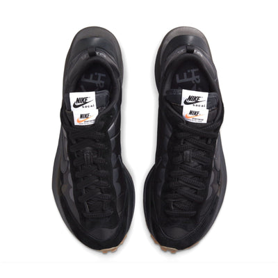 SACAI X NIKE VAPORWAFFLE 'BLACK GUM' - M SNEAKERS