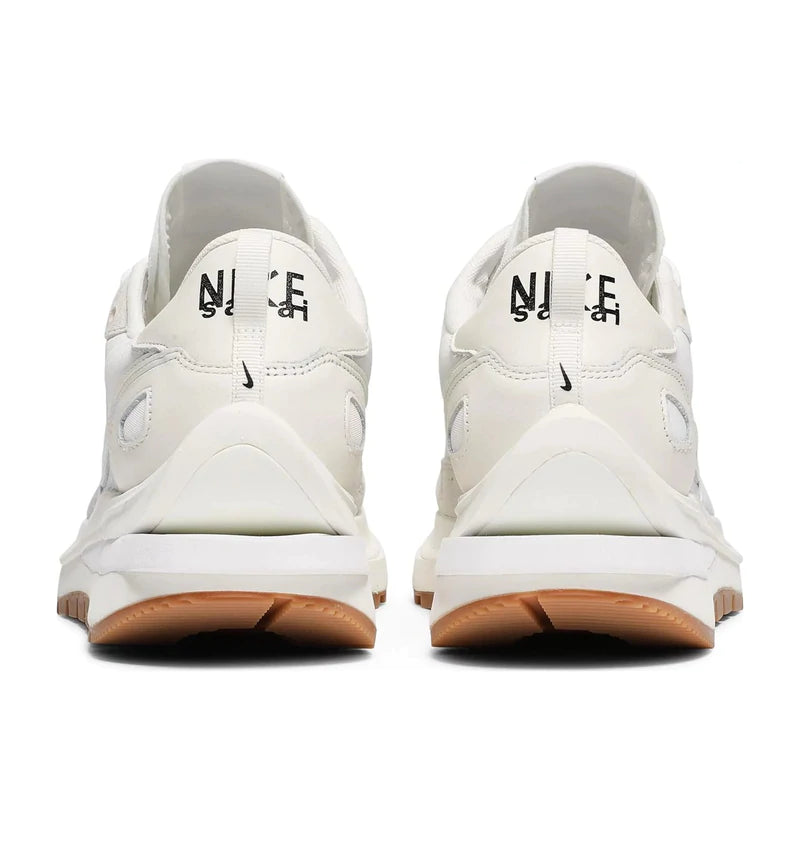 VAPORWAFFLE SACAI 'SAIL GUM' - M SNEAKERS